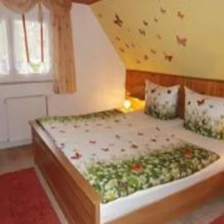 Апартаменты Cozy In Germany With Garden *